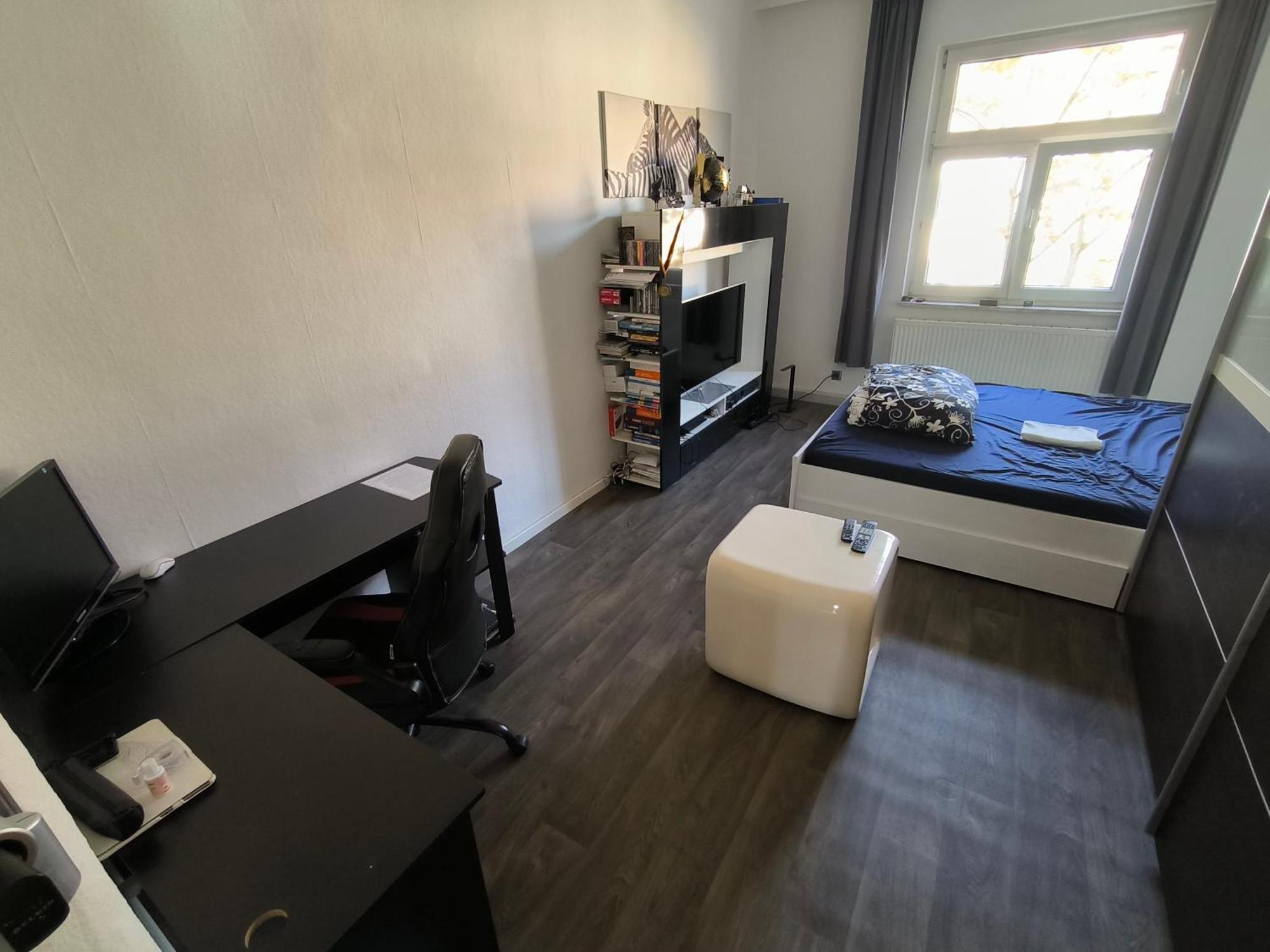 Nearwoehrderseaandstation Hotel Nuremberg Bagian luar foto